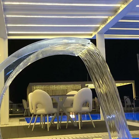 Crystal & Вилла