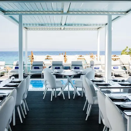 Villa Crystal &
