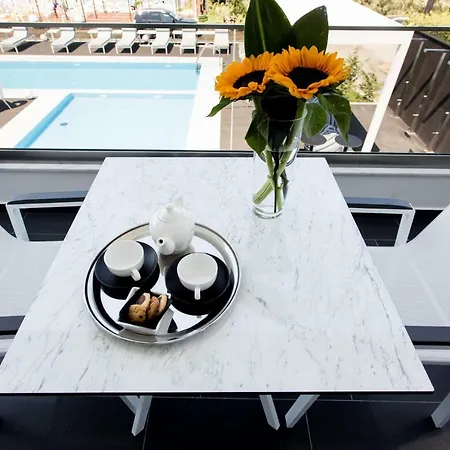 Crystal Villas&suites * Polychrono