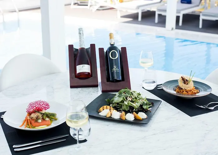 Crystal & Polychrono