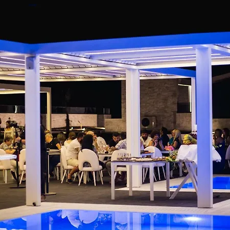 Crystal & بوليخرونو