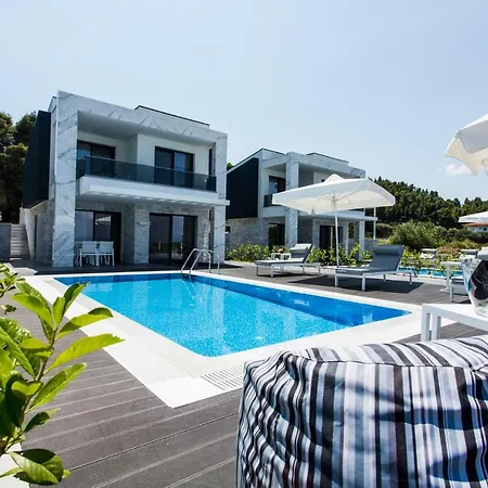 Crystal & Villa *