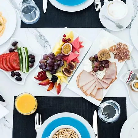 Crystal & فيلة *