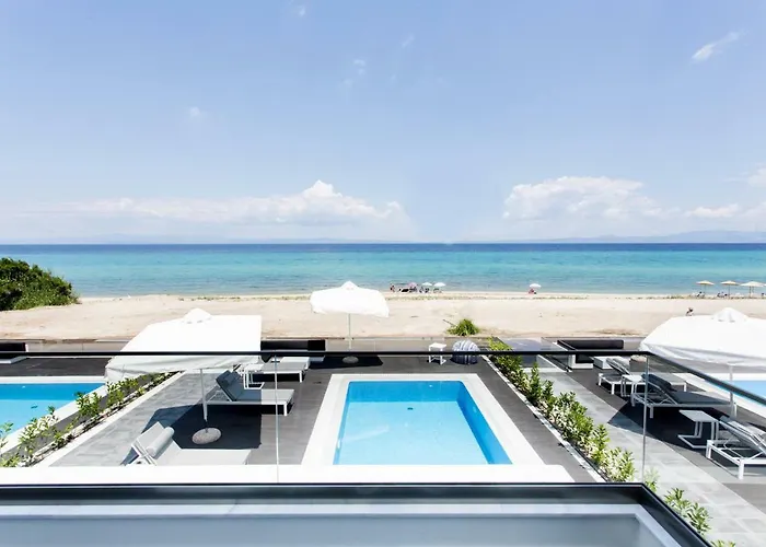 Vila Crystal & Polychrono