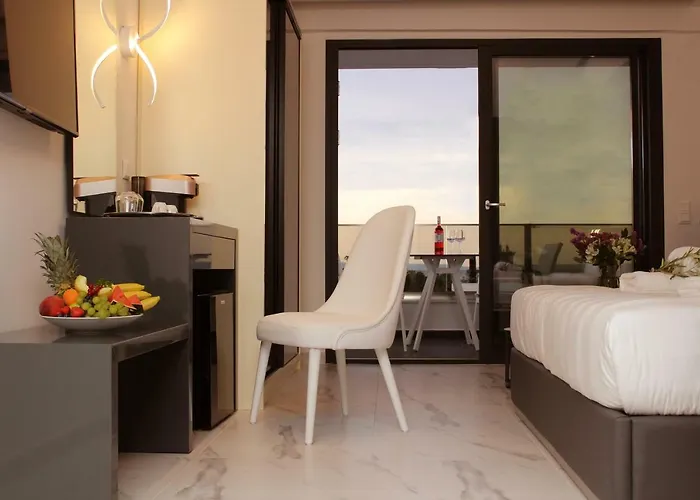 Crystal & * Polychrono